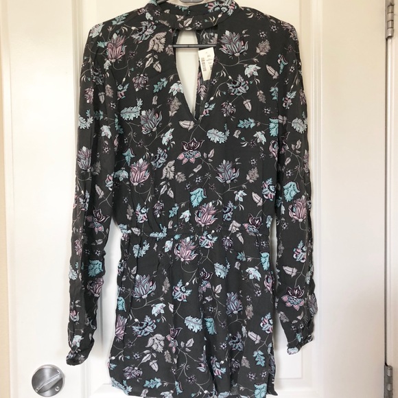 Aeropostale Dresses & Skirts - Long Sleeve Floral Romper
